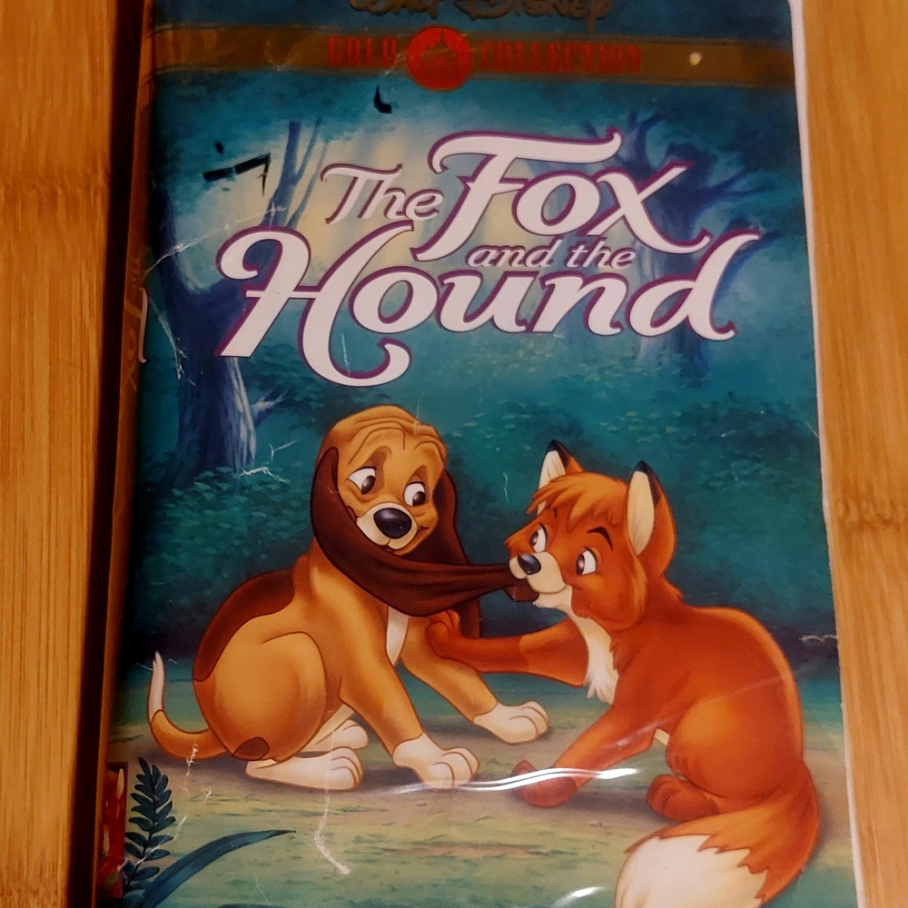 Waly Disney Gold Classic Collection The Fox And The Hound VHS Tape 18580 w/ Case